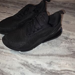 Size 8 Nike Air Max 270 Triple Black W